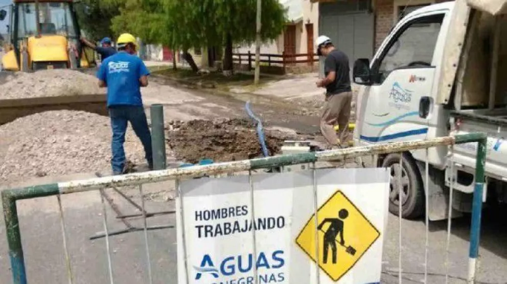 ARSA cortó el agua desde el centro hasta J. J. Gómez