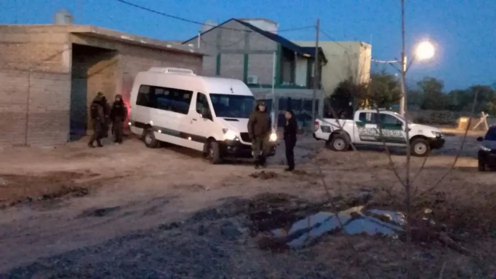 Operativo de Gendarmería: Detuvieron a un "armero" en Roca