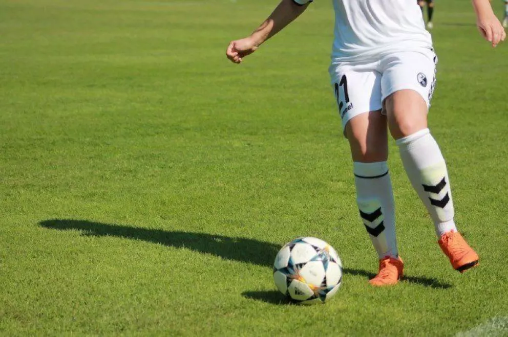 Fútbol femenino provincial: buscan jugadoras en el Alto Valle