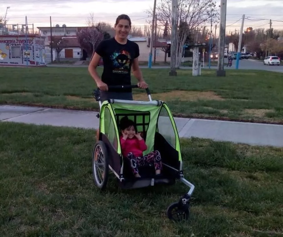 Correrá la Maratón de Buenos Aires llevando a su hija en un carrito