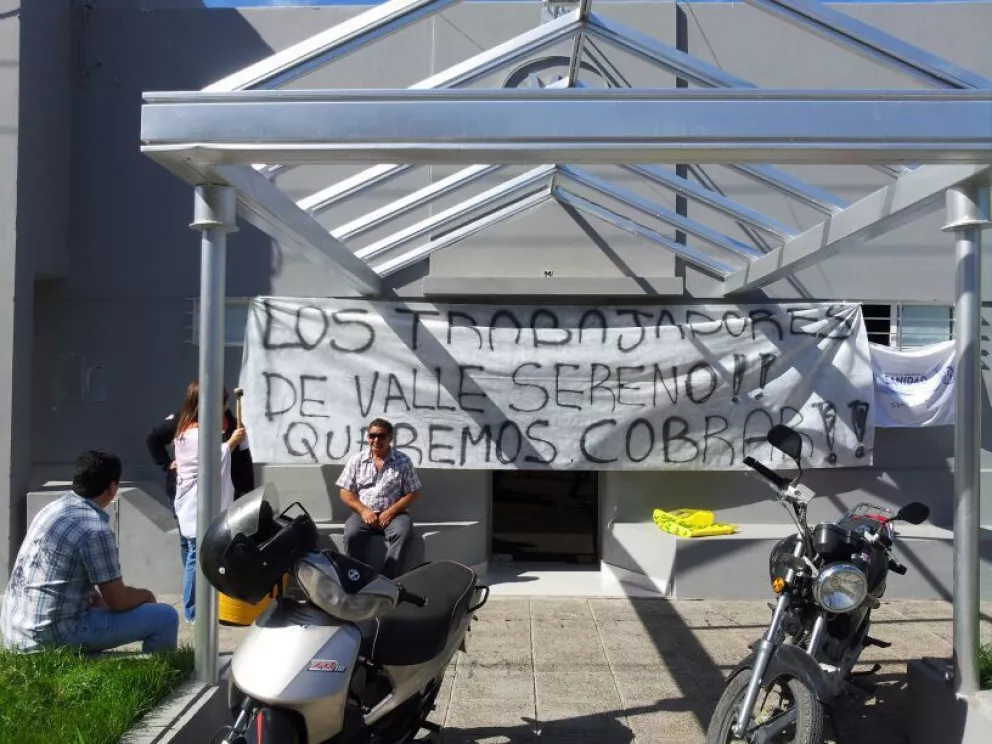 Protesta por falta de pago en la ex Valle Sereno