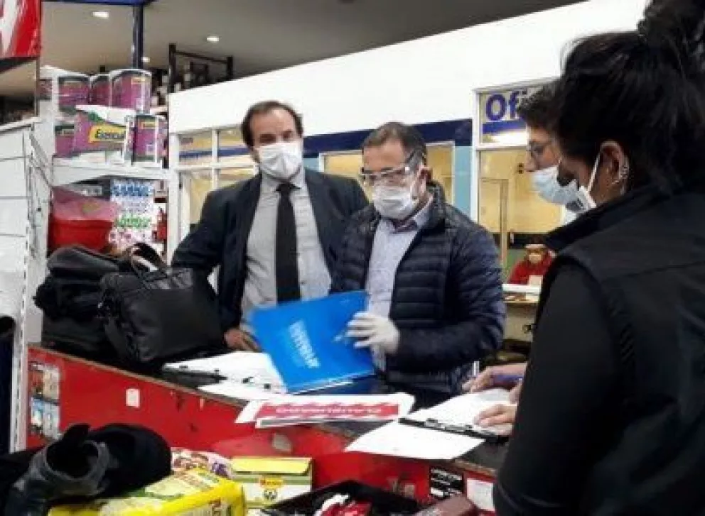 En Roca los supermercados sólo podrán vender productos de primera necesidad